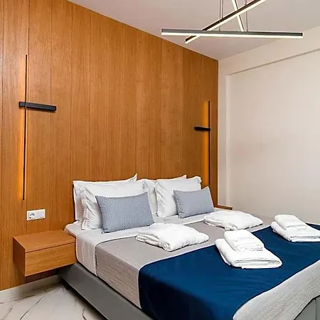 Pachis Escape Hotel 4*